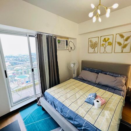 The Celandine By Dmci Homes Caloocan Esterno foto
