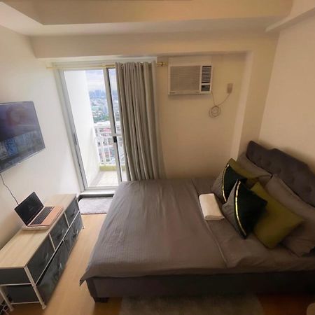 The Celandine By Dmci Homes Caloocan Esterno foto