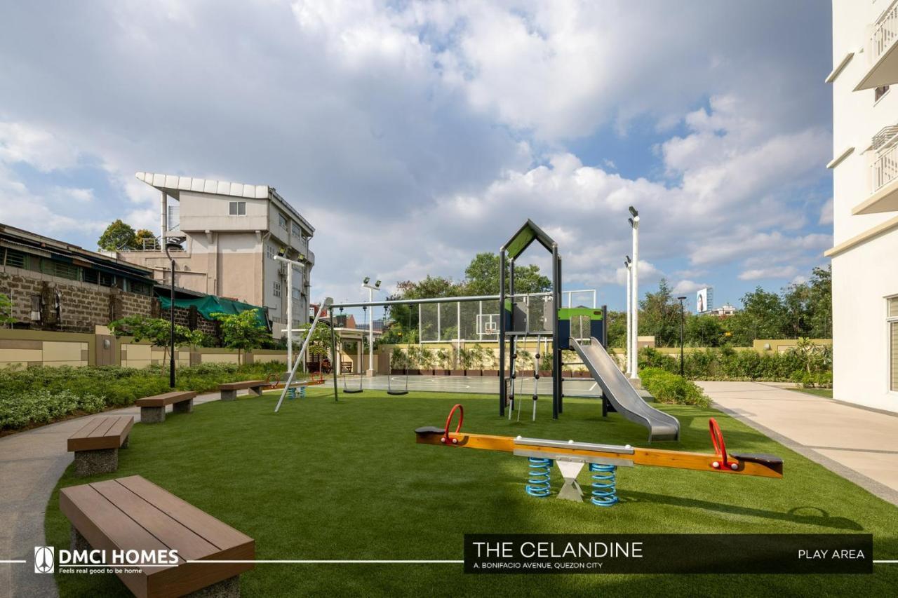 The Celandine By Dmci Homes Caloocan Esterno foto