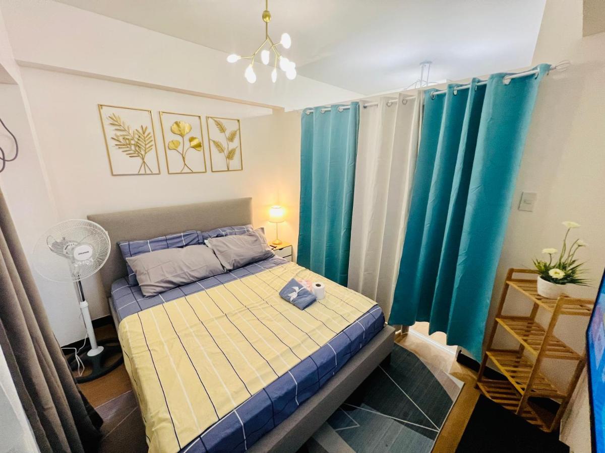 The Celandine By Dmci Homes Caloocan Esterno foto