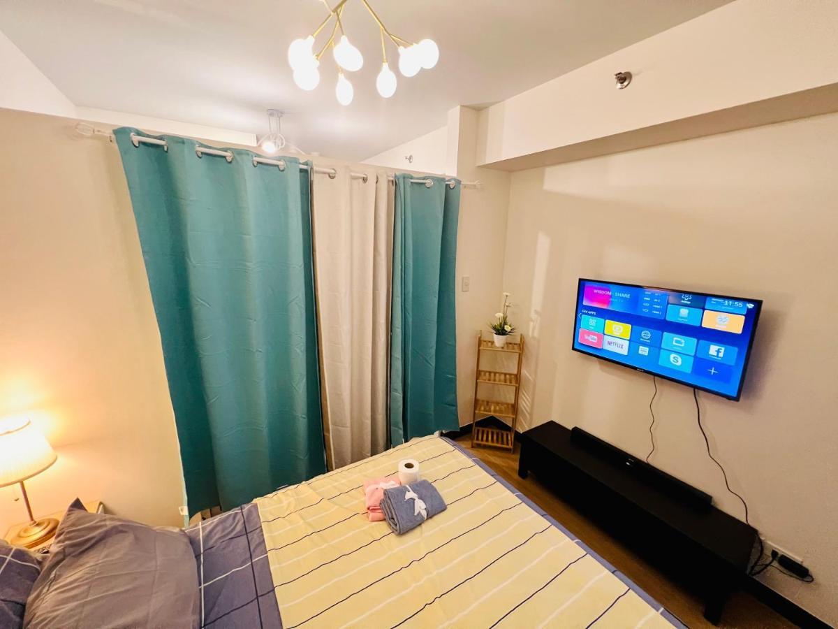 The Celandine By Dmci Homes Caloocan Esterno foto