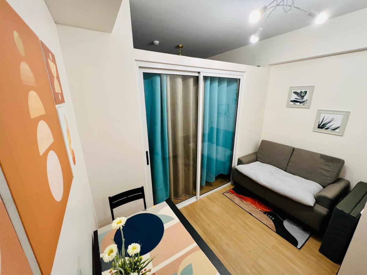 The Celandine By Dmci Homes Caloocan Esterno foto