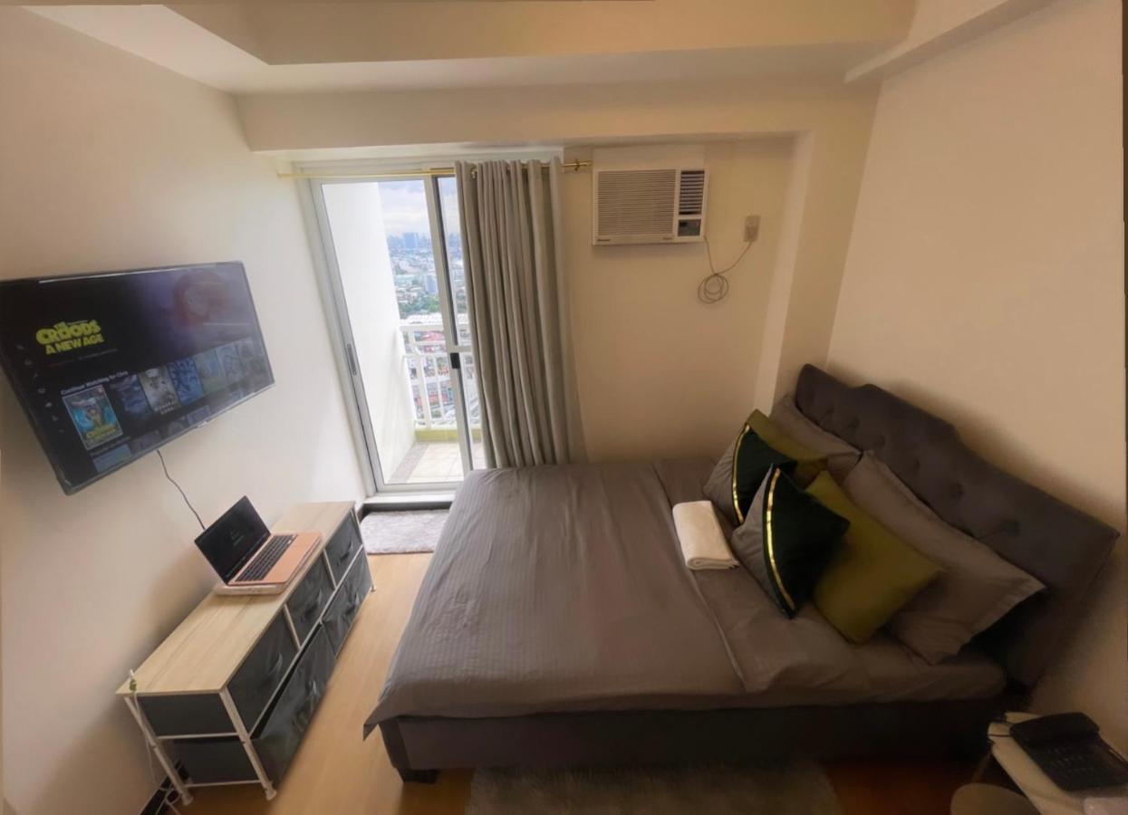 The Celandine By Dmci Homes Caloocan Esterno foto