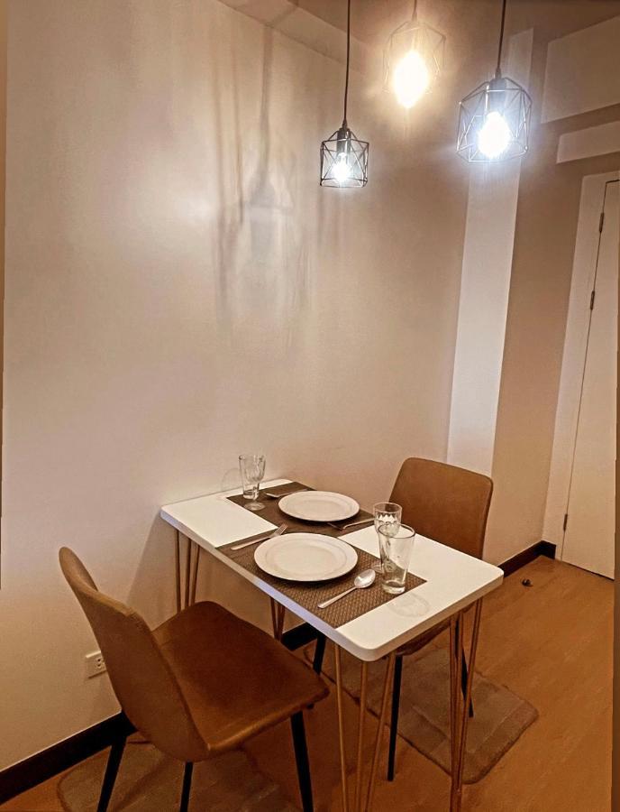 The Celandine By Dmci Homes Caloocan Esterno foto